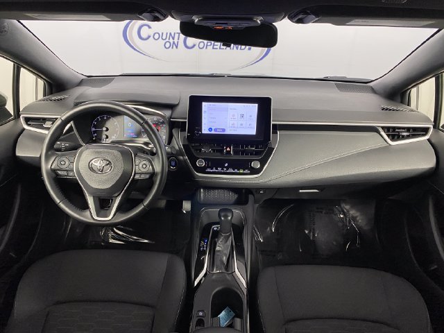 Used 2025 Toyota Corolla SE FWD image 12