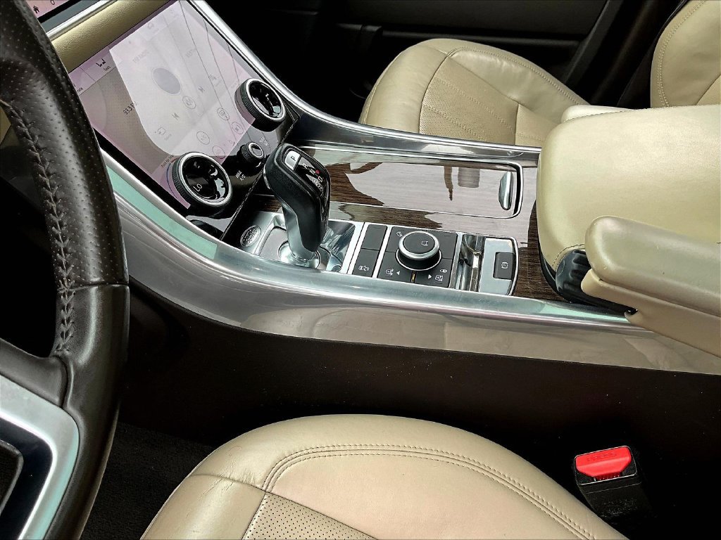 Used 2018 Land Rover Range Rover Sport HSE AWD/4WD image 18