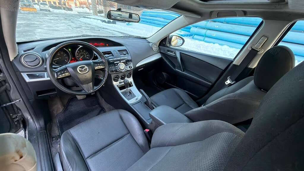 Used 2010 MAZDA MAZDA3 i Touring image 11