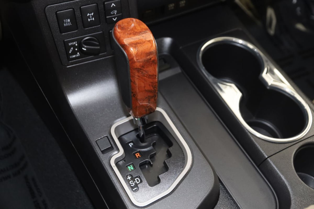 Used 2020 Toyota Sequoia Platinum AWD/4WD image 7