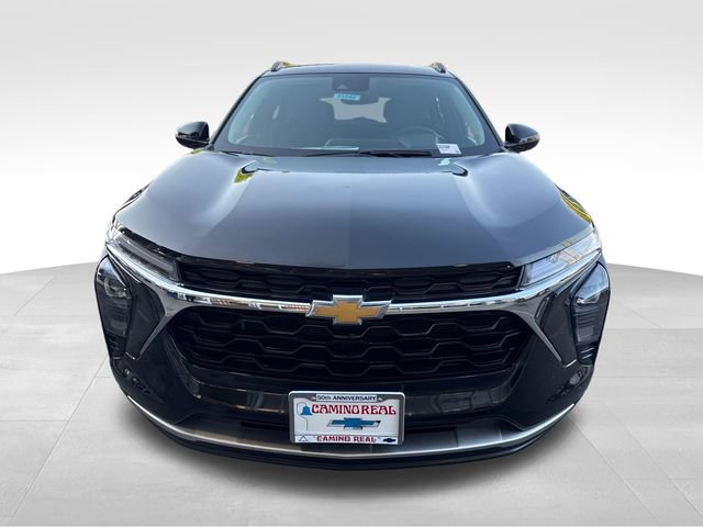Certified 2025 Chevrolet Trax LT w/ Driver Confidence Package FWD image 8
