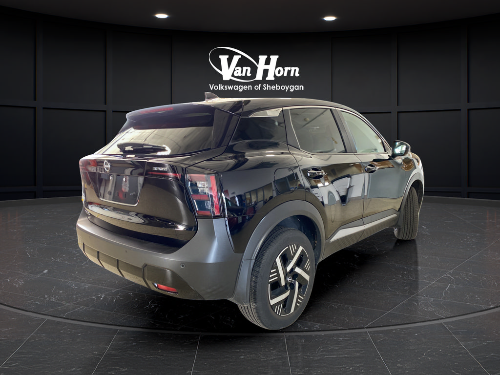 Used 2025 Nissan Kicks SV FWD image 7