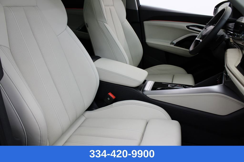 New 2025 Audi Q5 Premium Plus image 23