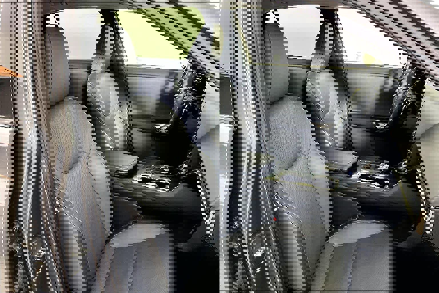 Used 2023 Lexus RZ 450e Premium image 8