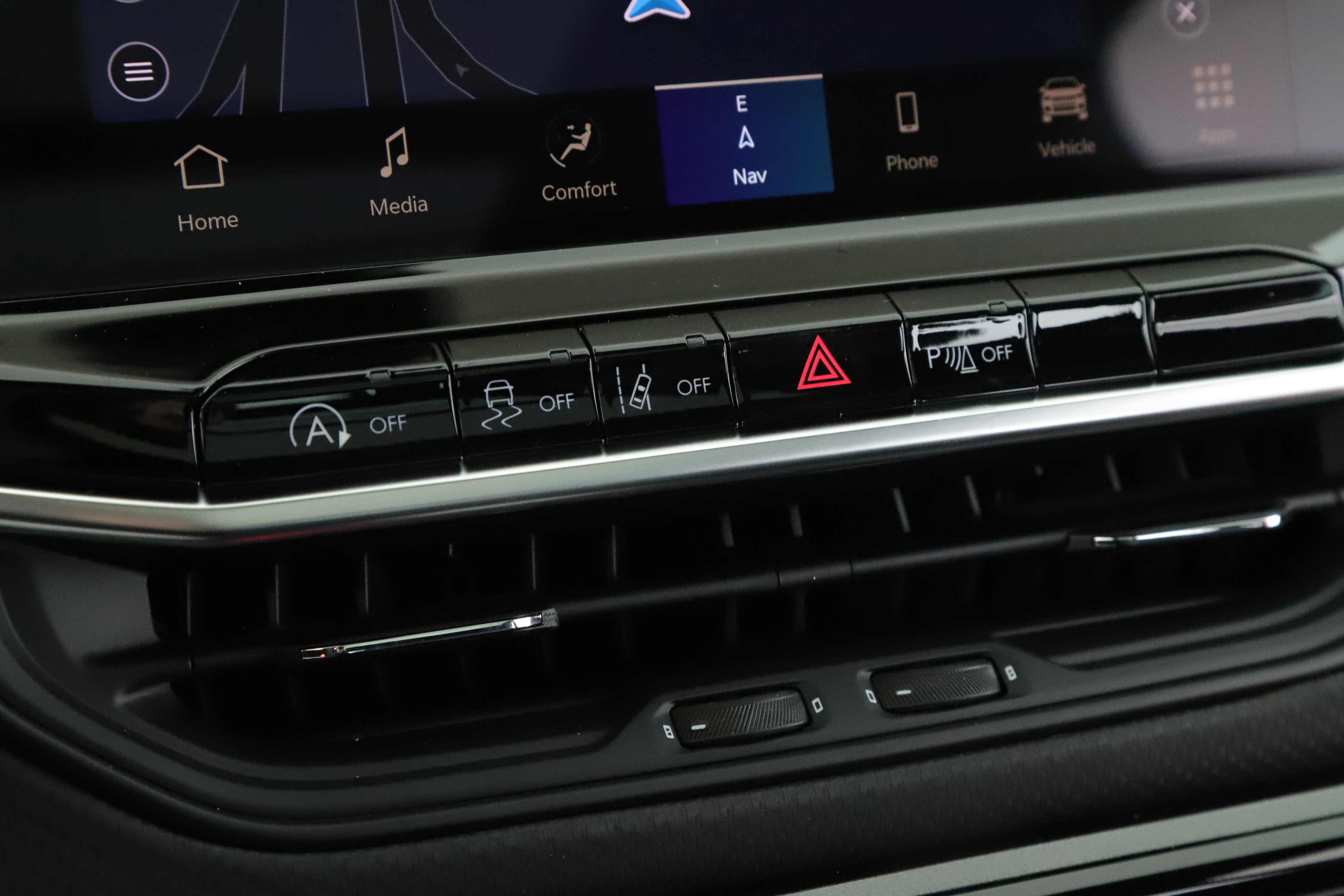 New 2026 Jeep Compass Limited w/ Sun, Sound & Navigation Group image 15