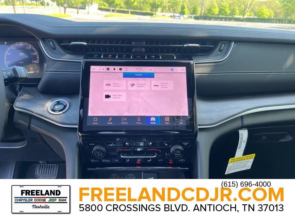 New 2025 Jeep Grand Cherokee Limited w/ Luxury Tech Group II image 23