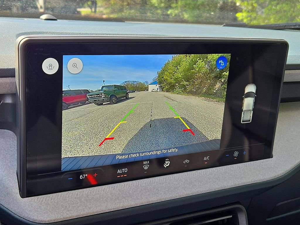 Used 2025 Ford Maverick XLT image 17