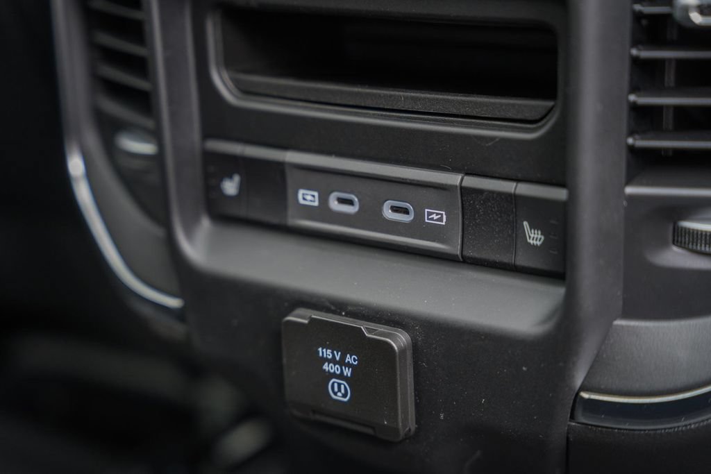 New 2026 RAM 1500 Laramie w/ Night Edition AWD/4WD image 39