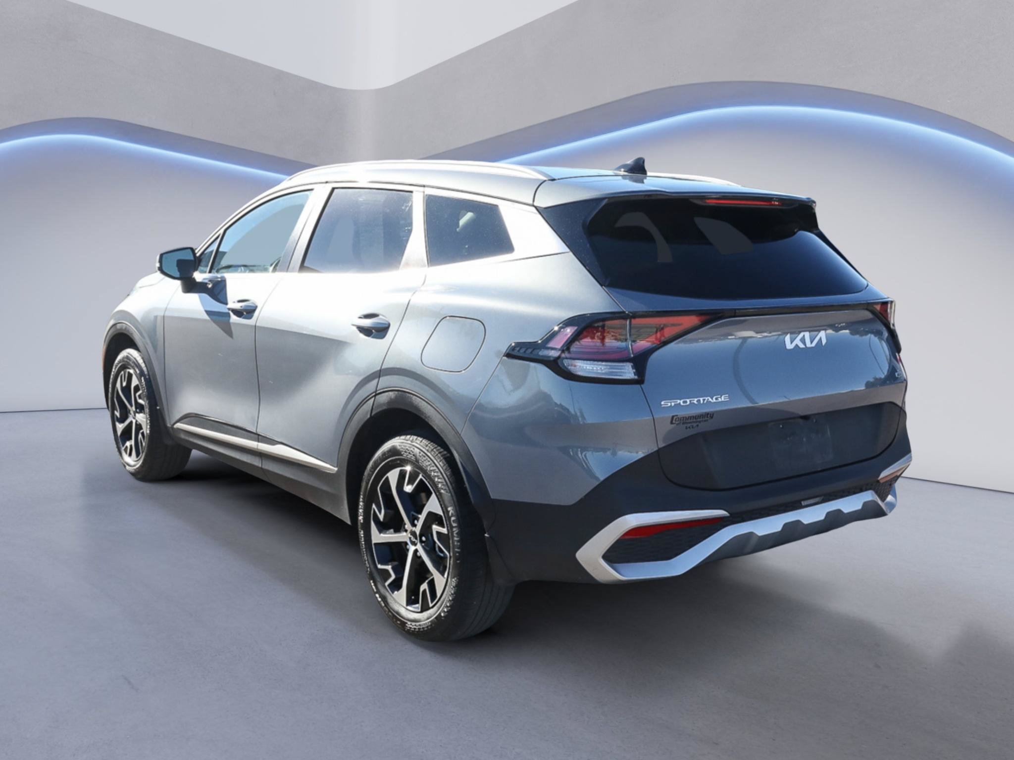 Certified 2024 Kia Sportage EX AWD/4WD image 5