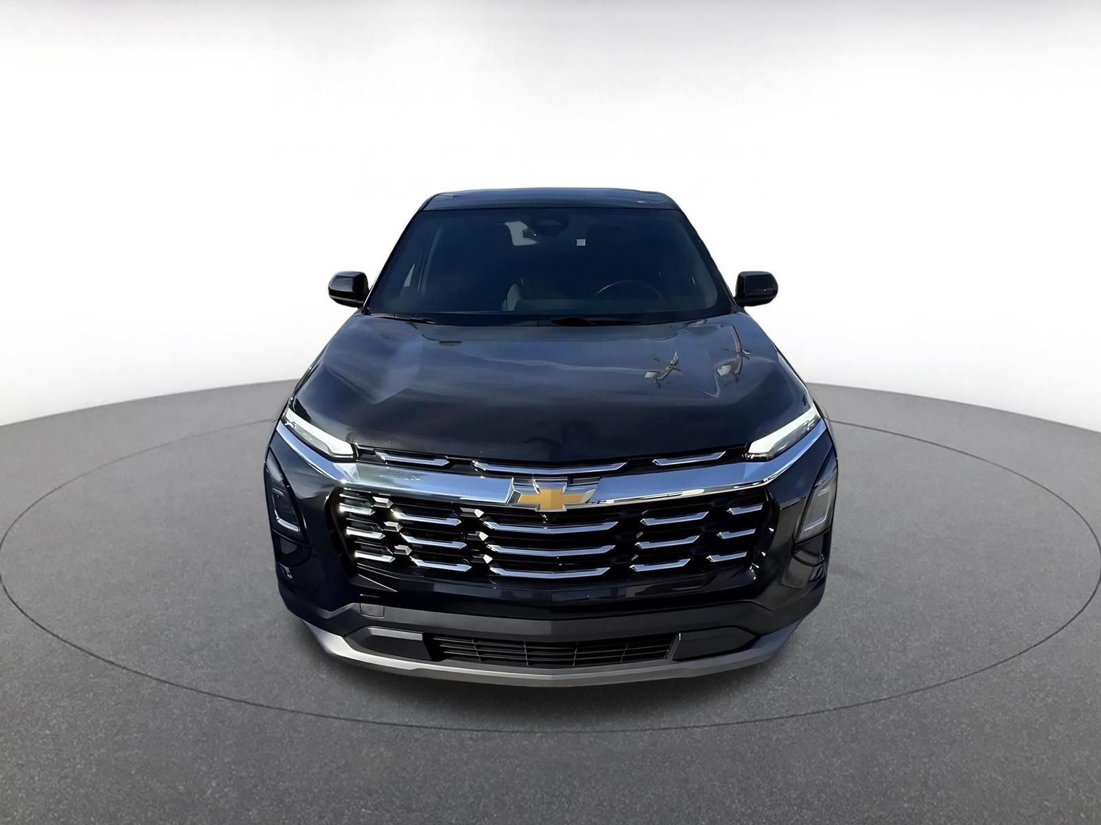 Used 2025 Chevrolet Equinox LT FWD image 4