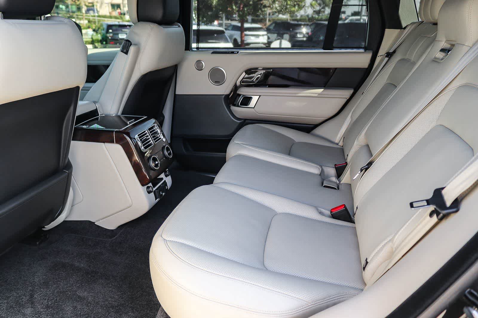 Used 2021 Land Rover Range Rover P525 Westminster Edition LWB AWD/4WD image 16