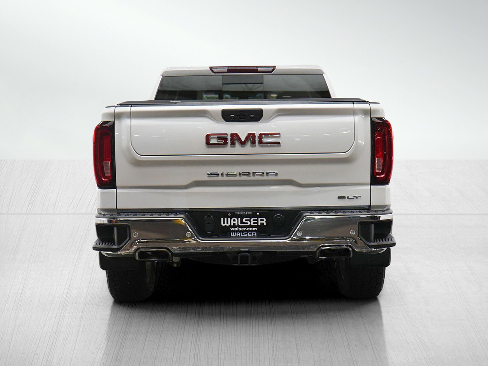 Used 2021 GMC Sierra 1500 SLT w/ SLT Convenience Package AWD/4WD image 4