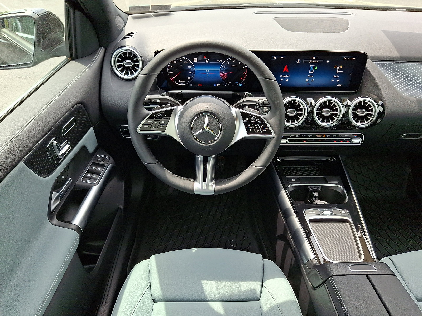 New 2026 Mercedes-Benz GLA 250 4MATIC image 10