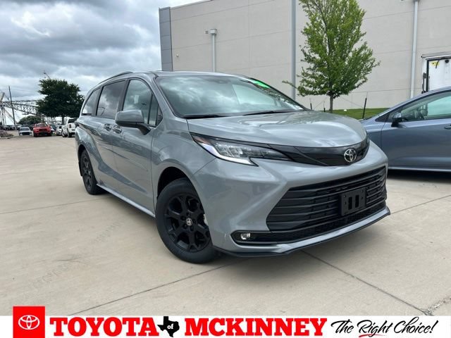 Used 2026 Toyota Sienna XLE Woodland Edition