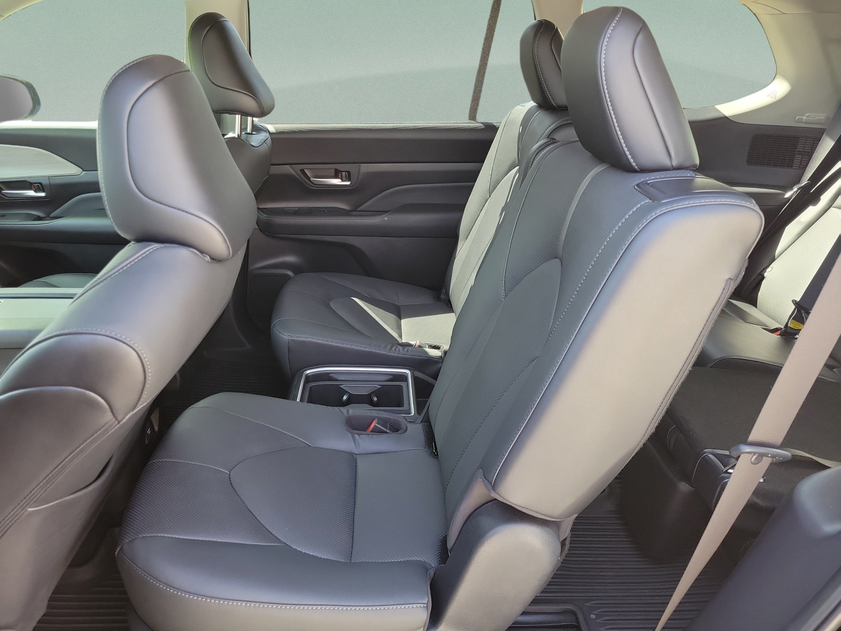 Certified 2025 Toyota Grand Highlander AWD image 23
