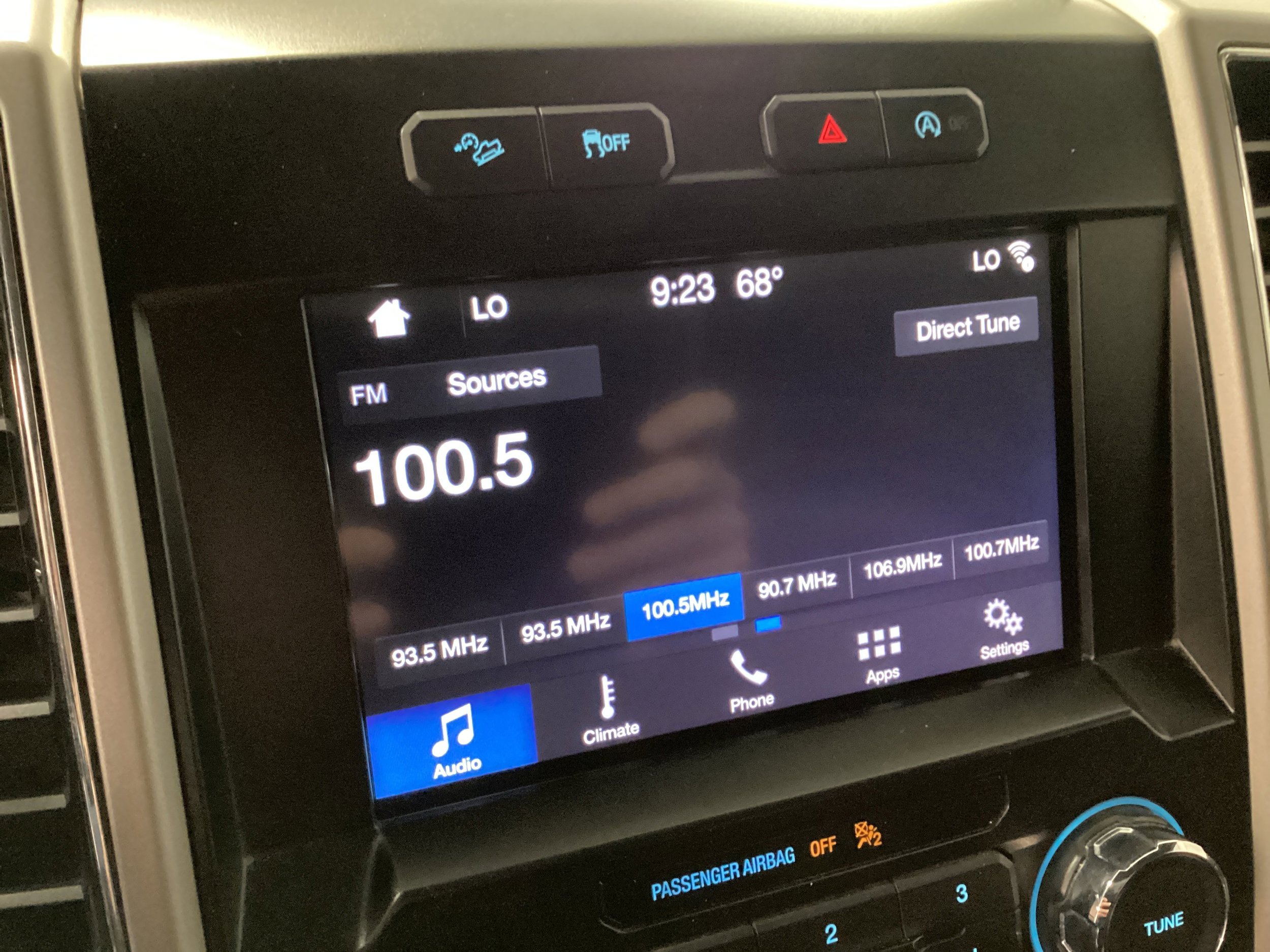 Used 2019 Ford F150 Lariat w/ Equipment Group 501A Mid image 30