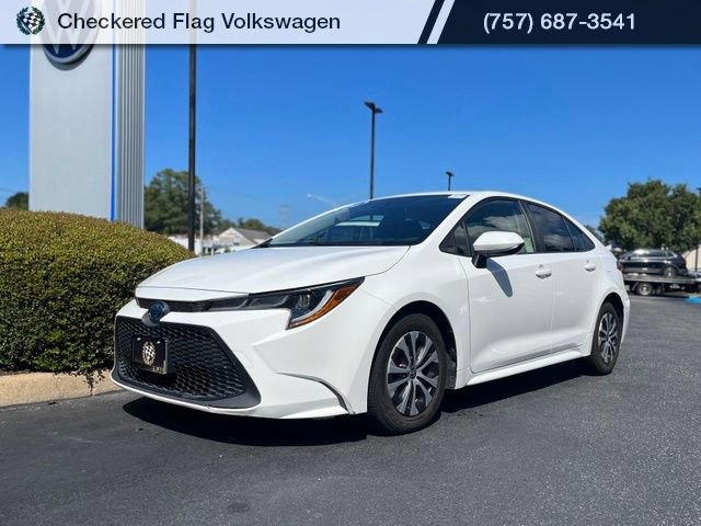 Used 2022 Toyota Corolla LE FWD image 1