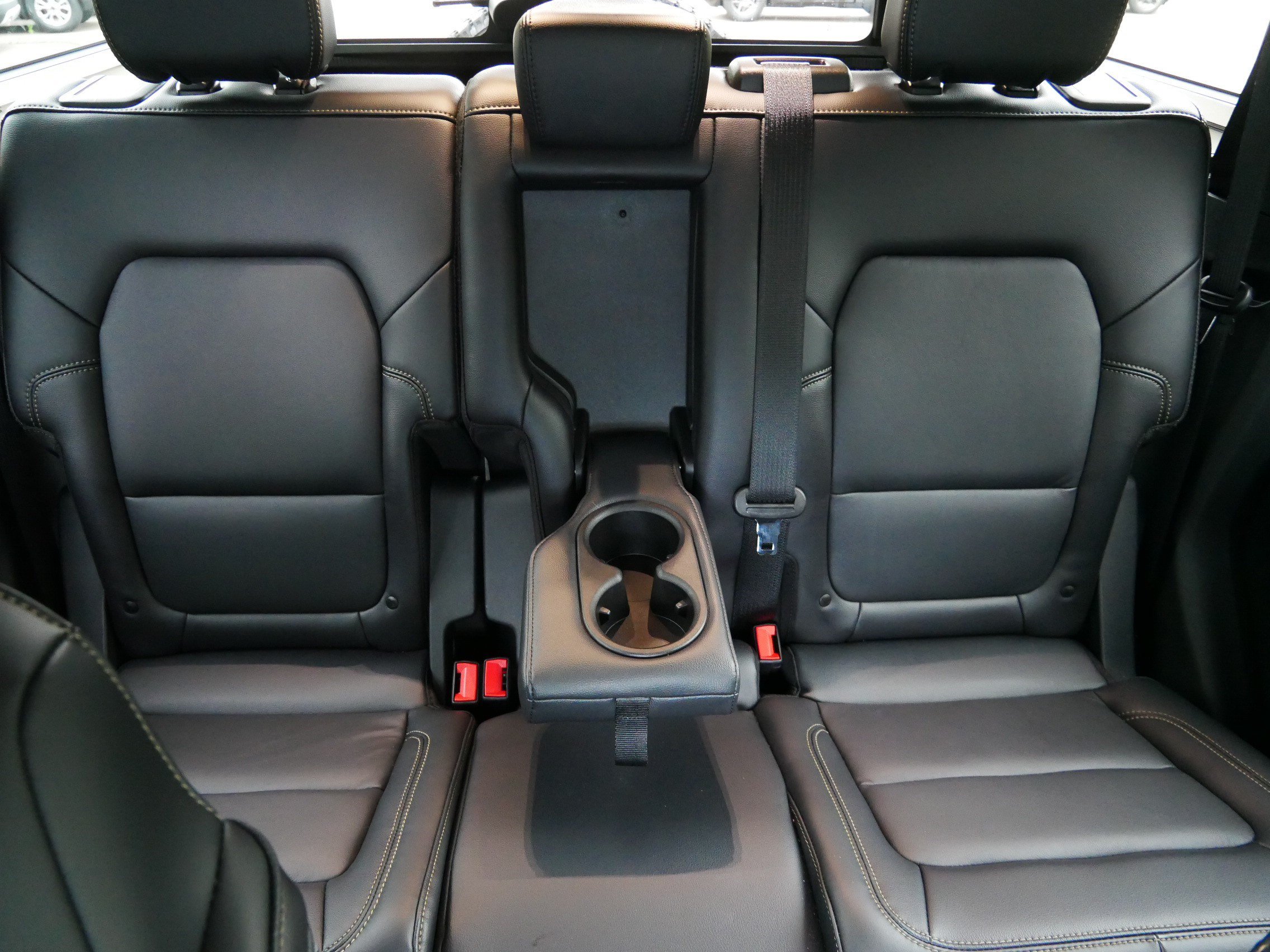 Used 2026 Ford Bronco Badlands AWD/4WD image 13