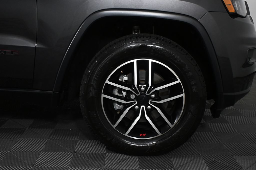 Used 2020 Jeep Grand Cherokee Trailhawk AWD/4WD image 35
