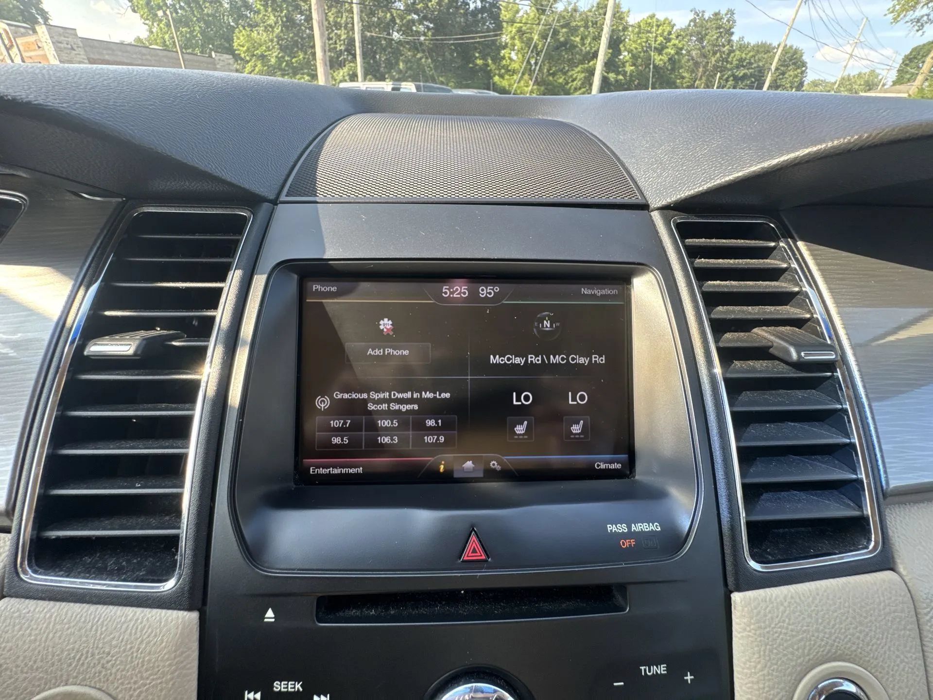 Used 2014 Ford Taurus SEL w/ Equipment Group 201A FWD image 12