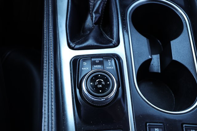 Used 2020 Nissan Maxima 3.5 SV w/ Floor Mat Group FWD image 19
