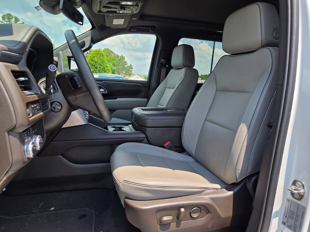 Used 2024 GMC Yukon XL SLT w/ SLT Luxury Package AWD/4WD image 8