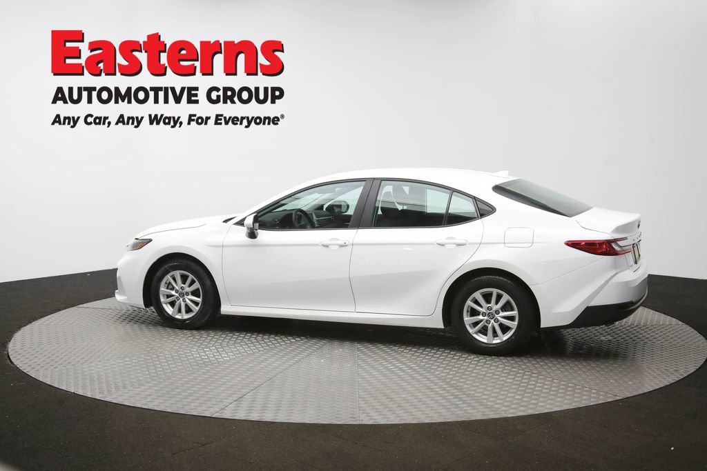 Used 2025 Toyota Camry LE image 62