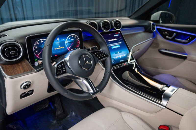 New 2026 Mercedes-Benz GLC 300 image 15