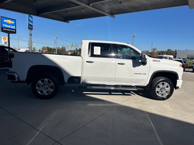 Used 2022 Chevrolet Silverado 2500 LTZ w/ Z71 Chrome Sport Edition AWD/4WD image 7