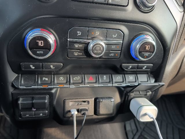 Used 2019 GMC Sierra 1500 SLT w/ Driver Alert Package I AWD/4WD image 24