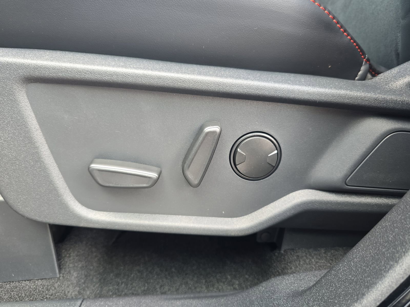 New 2025 Ford Bronco Raptor AWD/4WD image 14