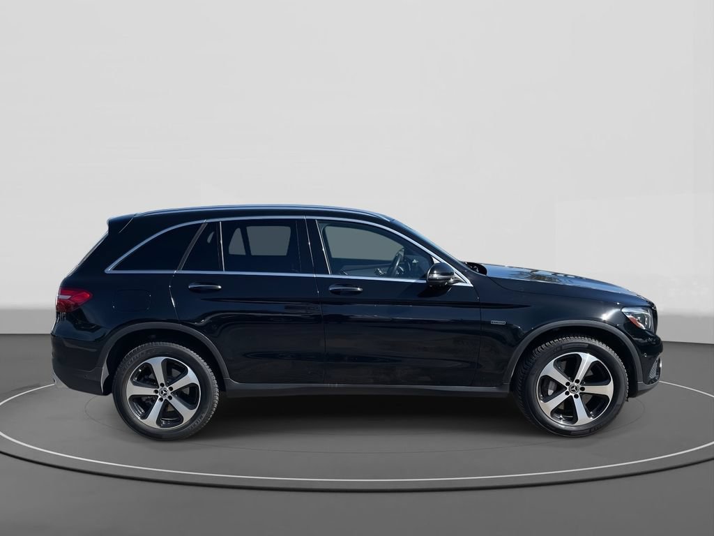 Used 2019 Mercedes-Benz GLC 350e 4MATIC image 3