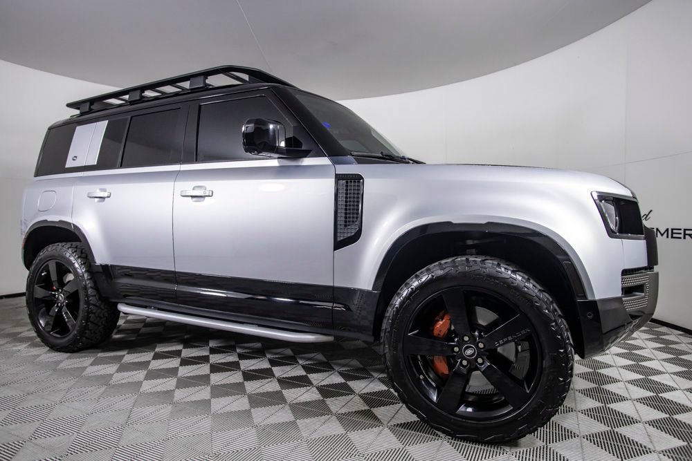 Used 2021 Land Rover Defender 110 X AWD/4WD image 2