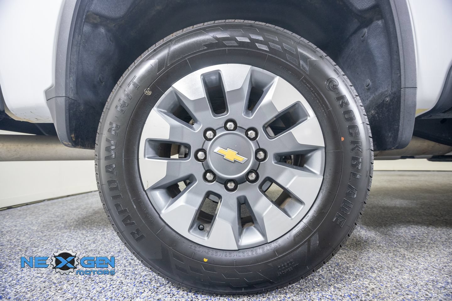 Used 2025 Chevrolet Silverado 2500 Custom w/ Custom Value Package AWD/4WD image 44