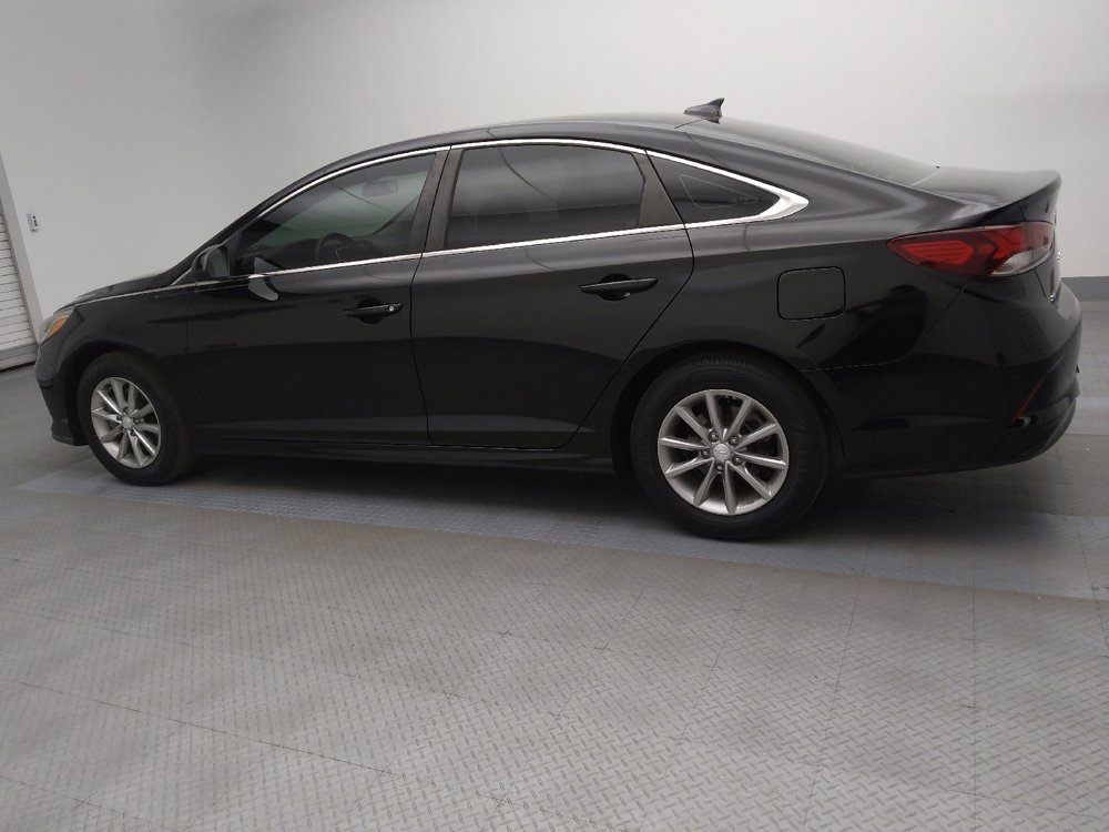 Used 2019 Hyundai Sonata SE w/ Cargo Package image 3