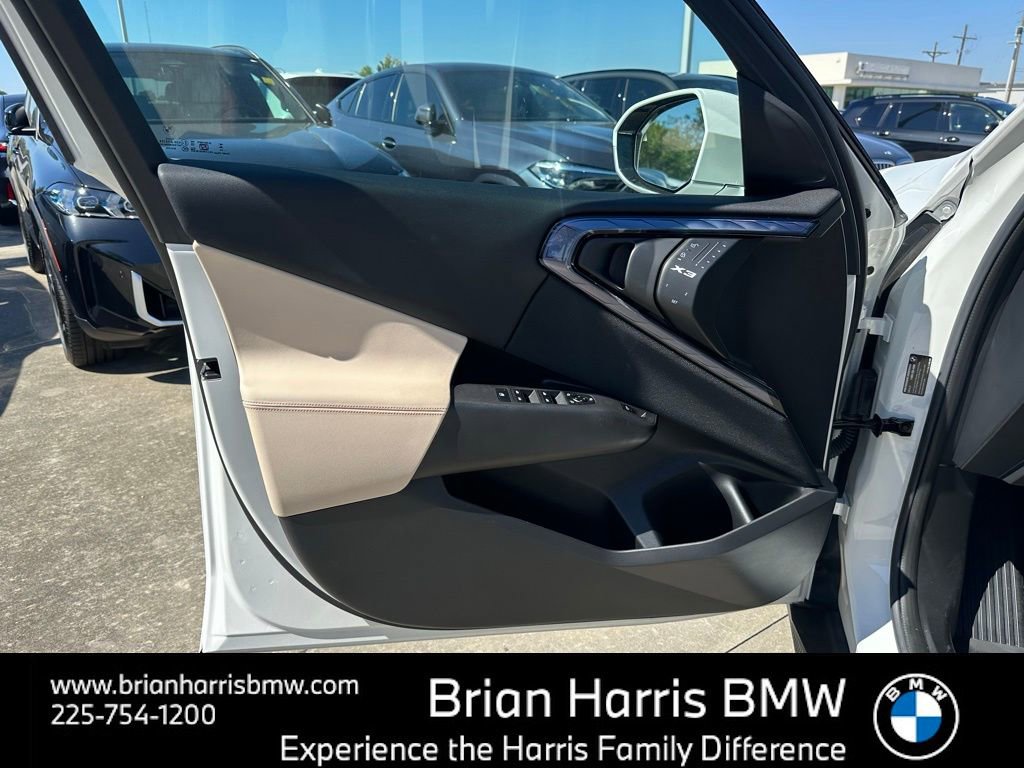 Certified 2025 BMW X3 xDrive30i w/ Convenience Package image 13