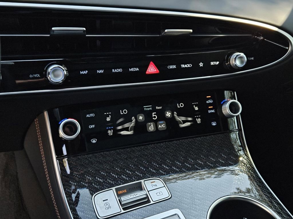 New 2026 Genesis GV70 3.5T Sport Prestige image 25