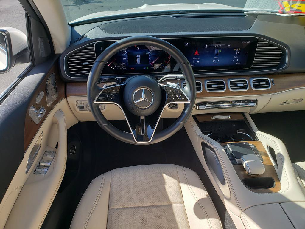 Used 2024 Mercedes-Benz GLE 450 4MATIC image 13