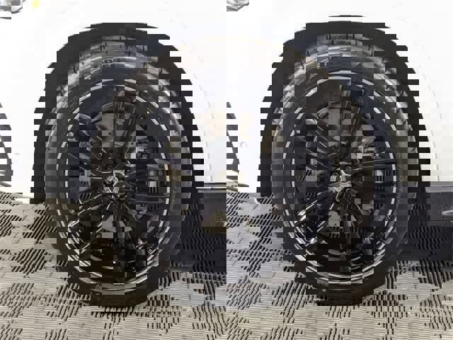 Certified 2025 Mercedes-Benz GLE 450 4MATIC image 13