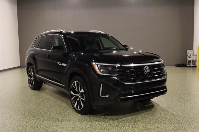 Used 2024 Volkswagen Atlas SEL Premium R-Line