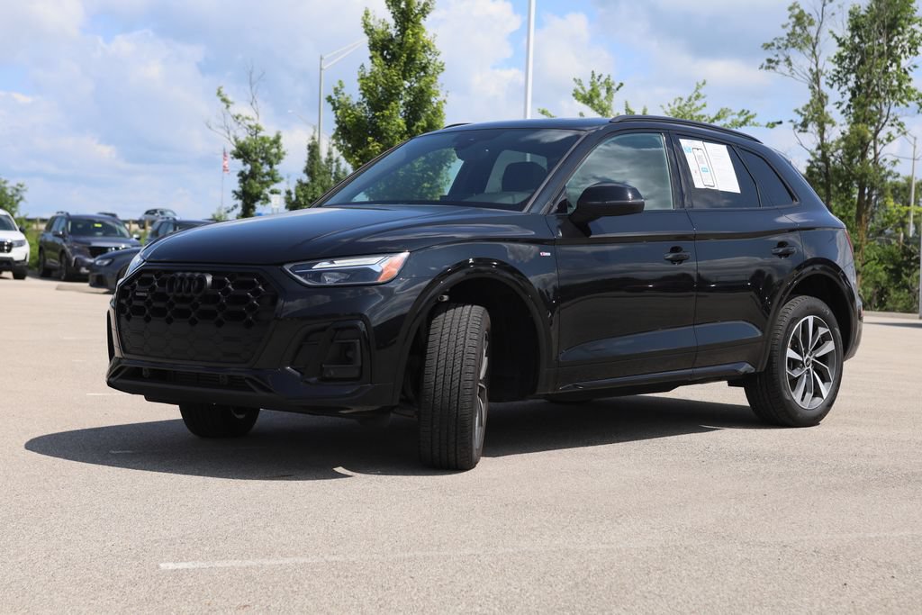 Used 2024 Audi Q5 2.0T Premium AWD/4WD image 3