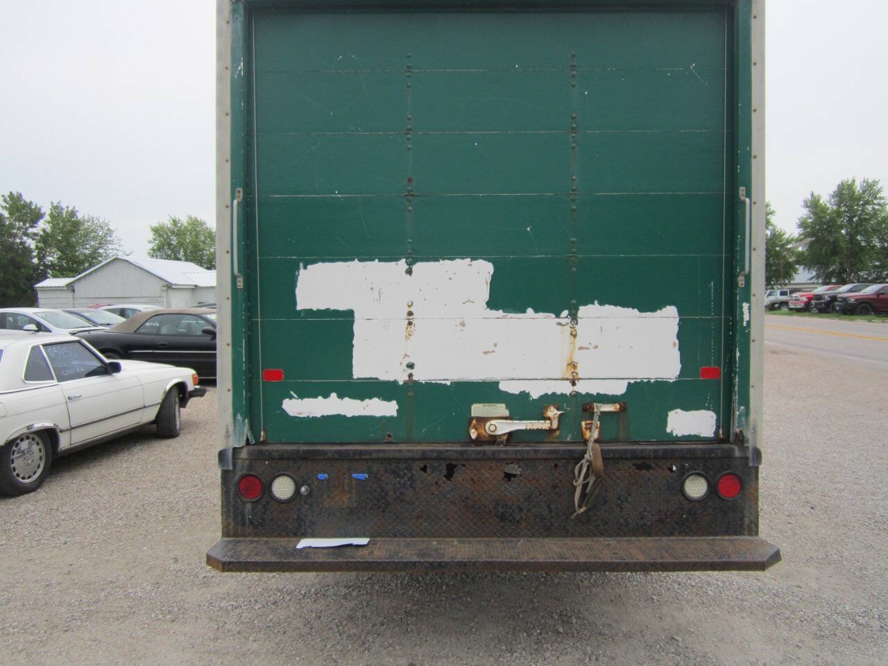 Used 2010 Chevrolet Express 3500 Extended RWD image 10