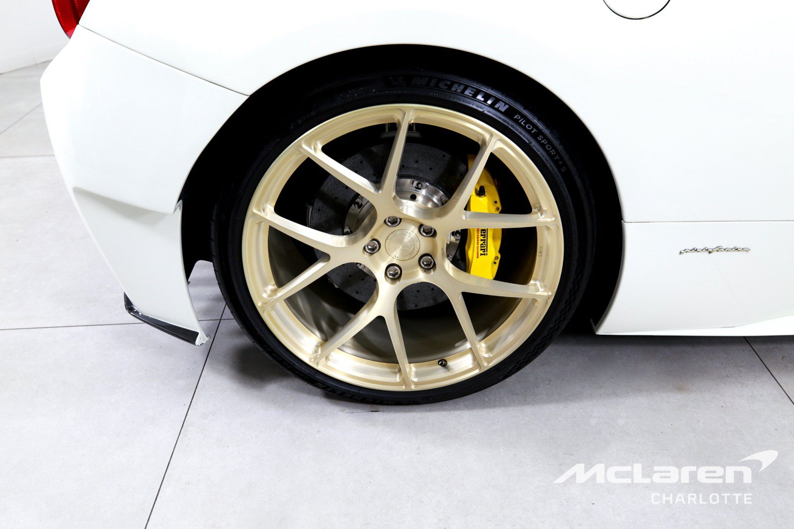 Used 2014 Ferrari 458 Spider RWD image 29
