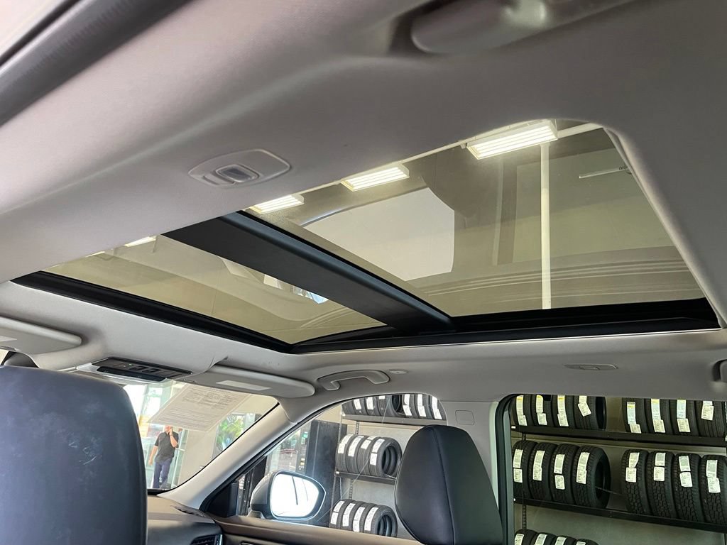 Certified 2023 Nissan Rogue SV w/ SV Premium B Package FWD image 12