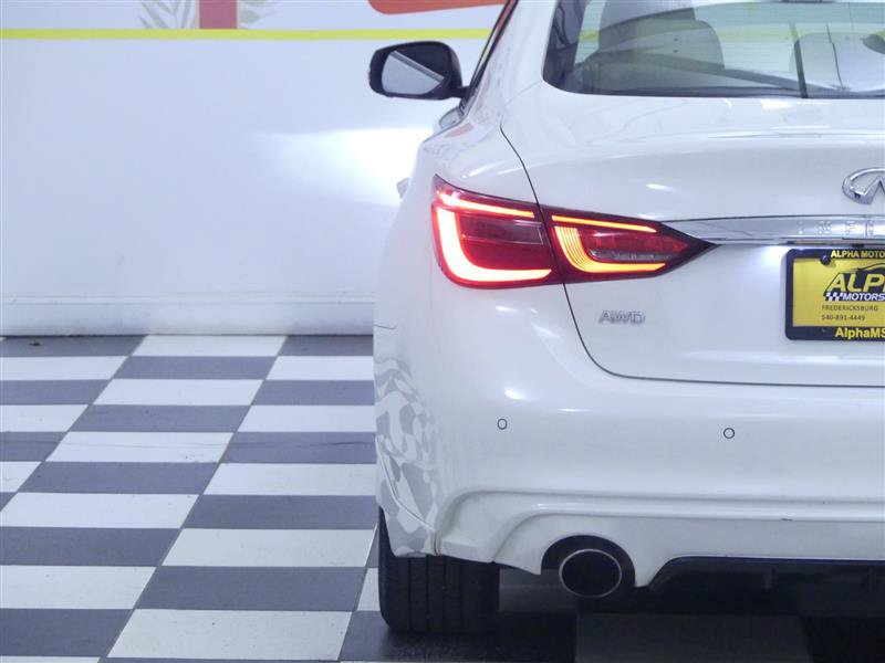Used 2018 INFINITI Q50 Luxe w/ Essential Package (3.0T Luxe) AWD/4WD image 31