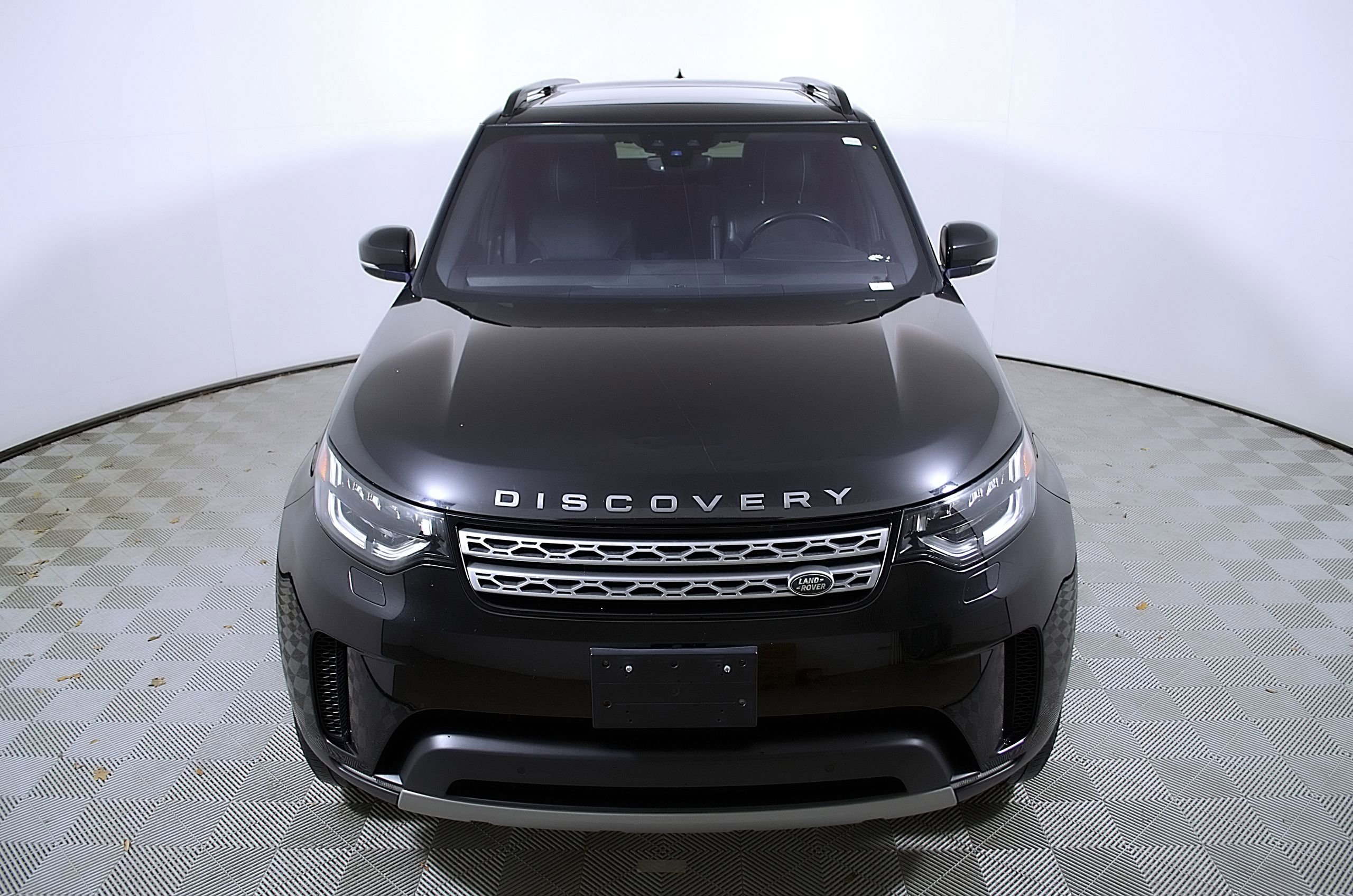 Used 2020 Land Rover Discovery HSE AWD/4WD image 5