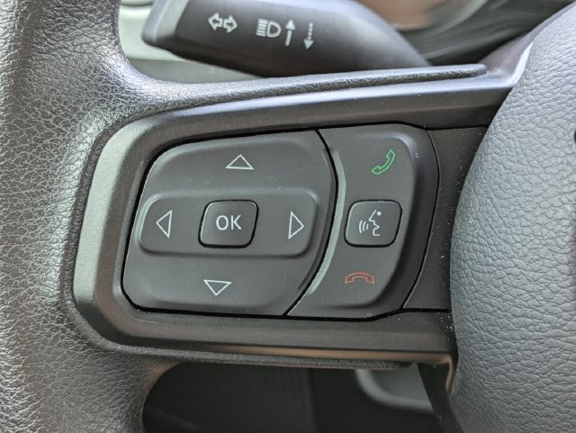 Certified 2025 Jeep Gladiator Overland AWD/4WD image 17