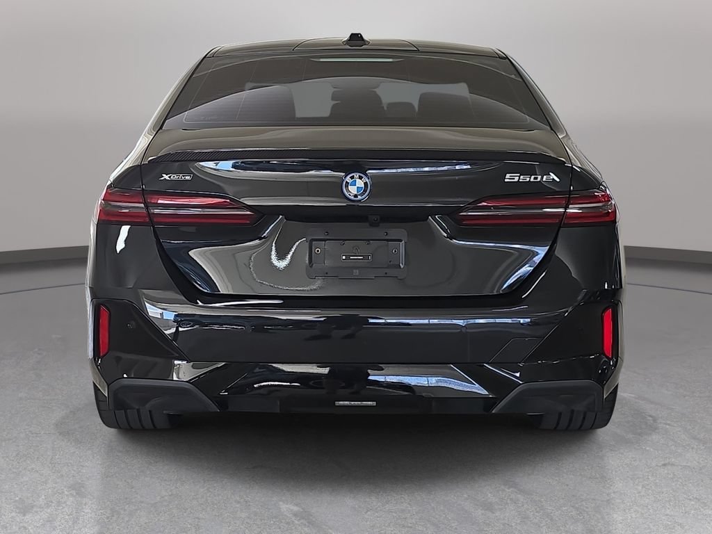 Certified 2026 BMW 550e xDrive AWD/4WD image 8
