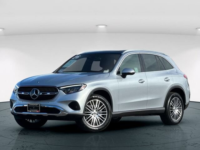 Certified 2026 Mercedes-Benz GLC 300 4MATIC image 2