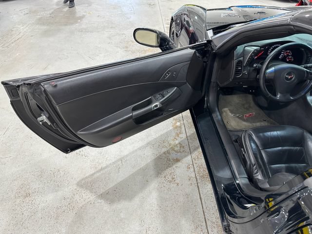 Used 2007 Chevrolet Corvette Z06 w/ Preferred Equipment Group RWD image 26